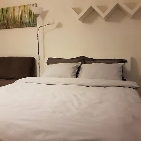 Rotermanni Guest * タリン